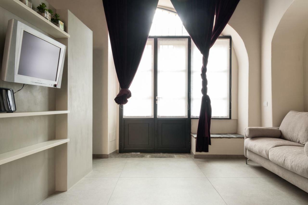 Le Scuderie Di Sant'Ambrogio Lejlighed Milano Eksteriør billede